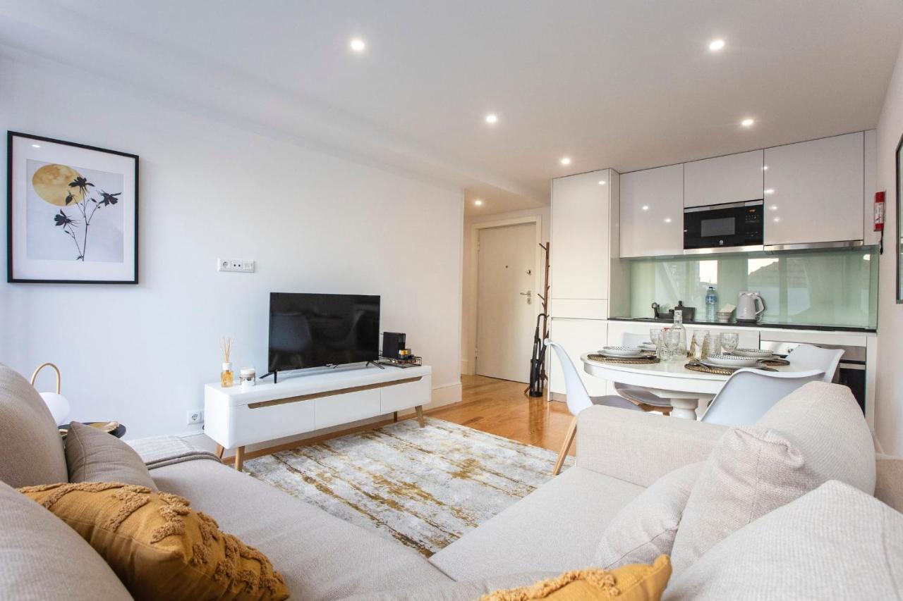 City Center 2Br Flat W/ Ac By Lovelystay 波尔图 外观 照片